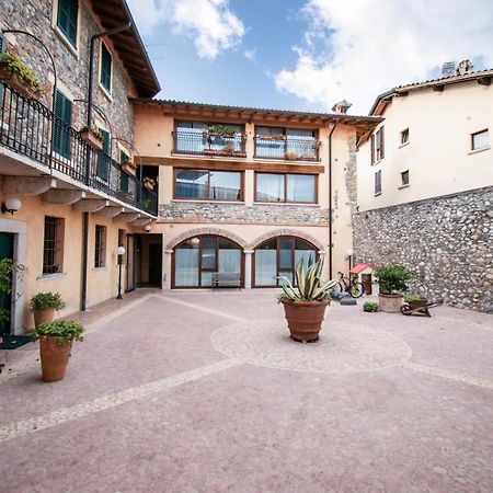 Luxus Gardoncino Leilighet Manerba del Garda Eksteriør bilde